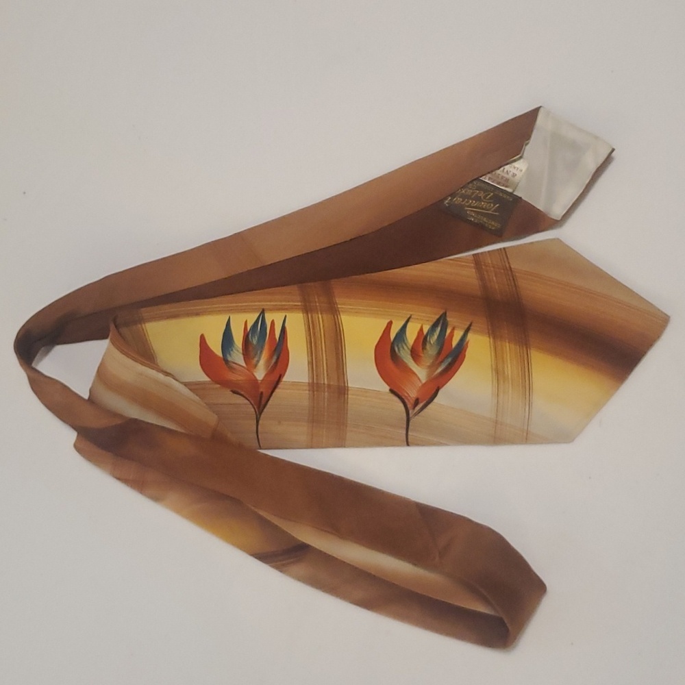 Vintage 1960s handpainted Townecraft Deluxe tie 49.5" 4" Wide acetate rayon